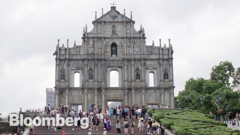 Read more about the article Exploring Macau, Beyond the Casinos(3:00)