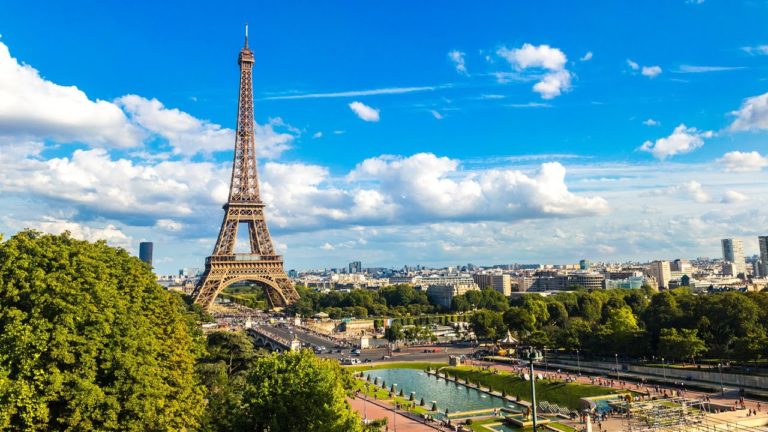 Read more about the article Paris France Top Things to Do | Viator Travel Guide(2:47)