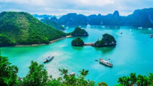 Read more about the article Regular- Two-day Halong Bay Cruise from Hanoi, Vietnam