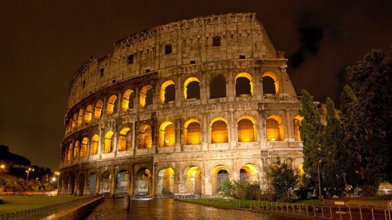 Read more about the article Regular – Moonlight Tour of the Colosseum and Ancient Rome