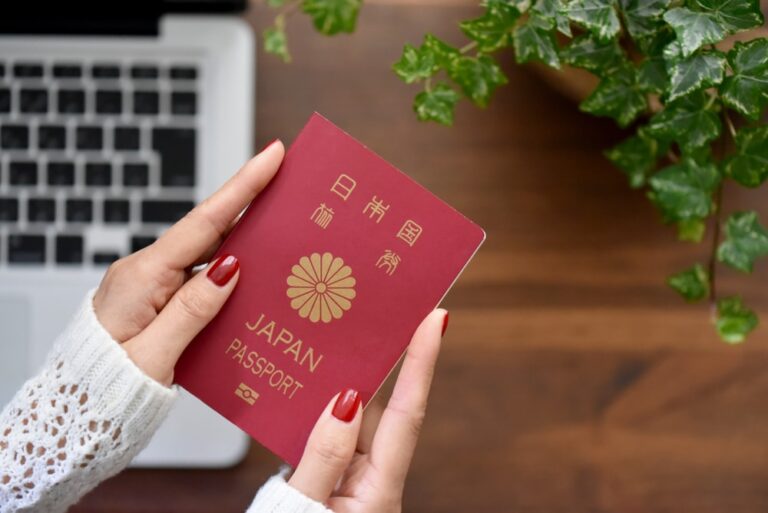 Read more about the article Regular – Japan, Singapore Passports Named Most Powerful for 2022