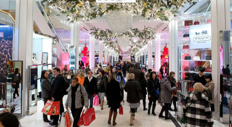 Read more about the article Business 196(12/6-8) – Holiday Shopping Is More Intentional This Year: Here’s How And Why.