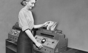 Read more about the article Business (1/25-28) – U.K. Set To Switch Off Fax Machines