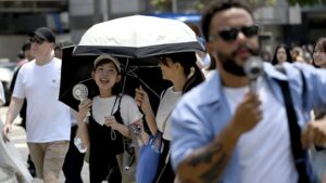 投稿についてもっと詳しく (7/14-19) Does summer heat mean better sales? Maybe not for temps over 35 C, say Japan economists